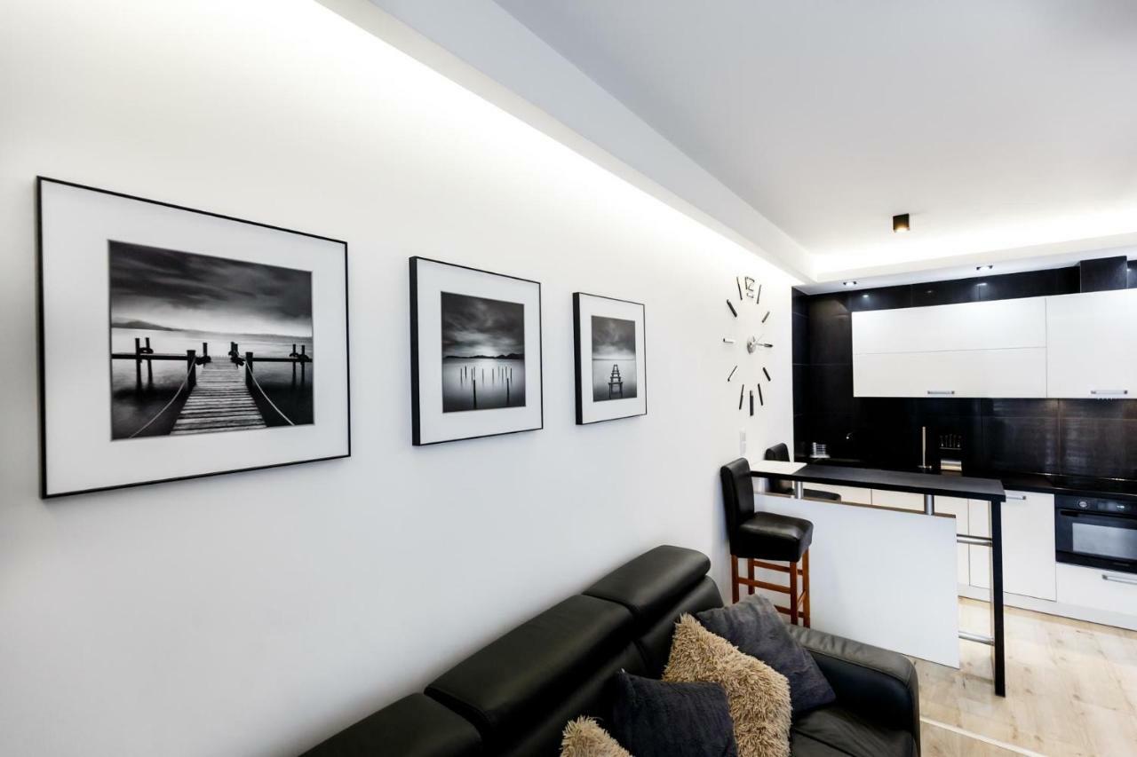 Luxury Apartments Кельце Экстерьер фото