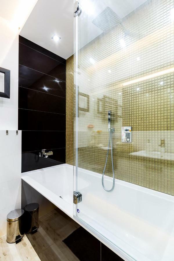 Luxury Apartments Кельце Экстерьер фото